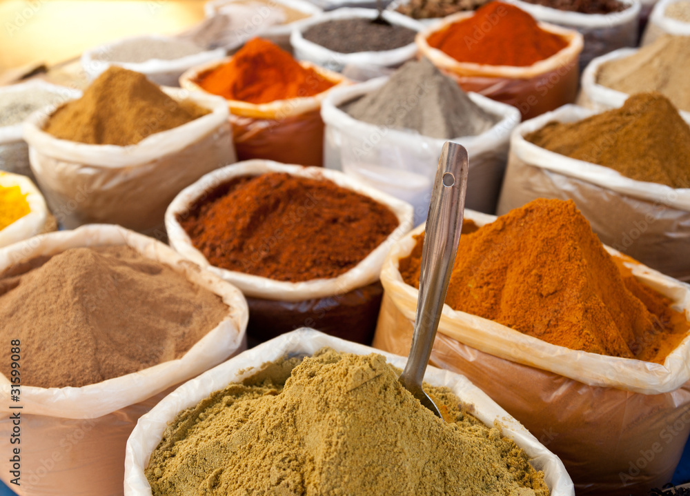 Fototapeta premium tipos de curry