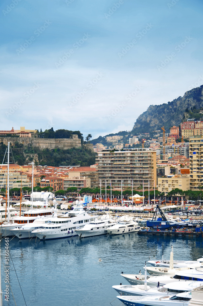Monte Carlo harbor