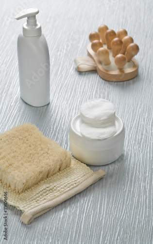 set of bathing articles