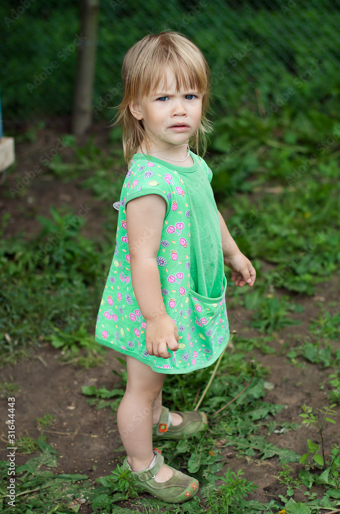 Rest of the little girl in village Rest of the little girl in village
