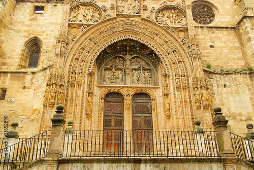 Aranda de Duero Portal 01