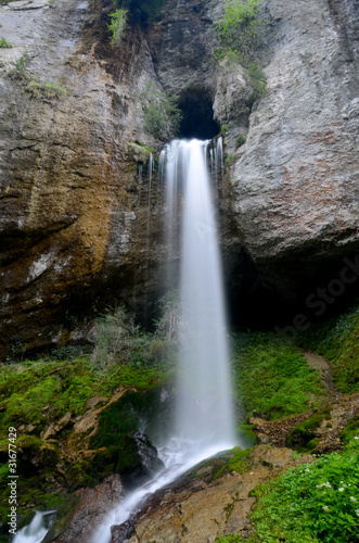Fototapeta Naklejka Na Ścianę i Meble -  Cascade des gorges de Kakuetta
