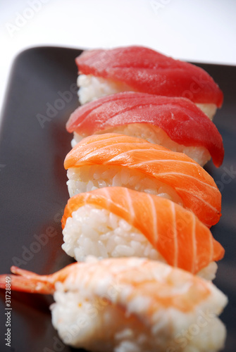 close up di sushi