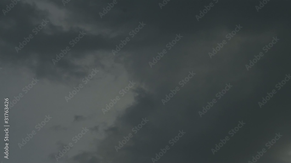 Am Morgenhimmel ziehen die Wolken, Zeitrafferaufnahme Am Morgenhimmel ziehen die Wolken, Zeitrafferaufnahme