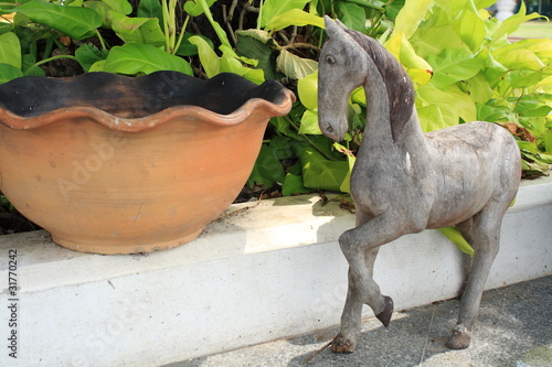 Cuadro en lienzo Horse to drink.