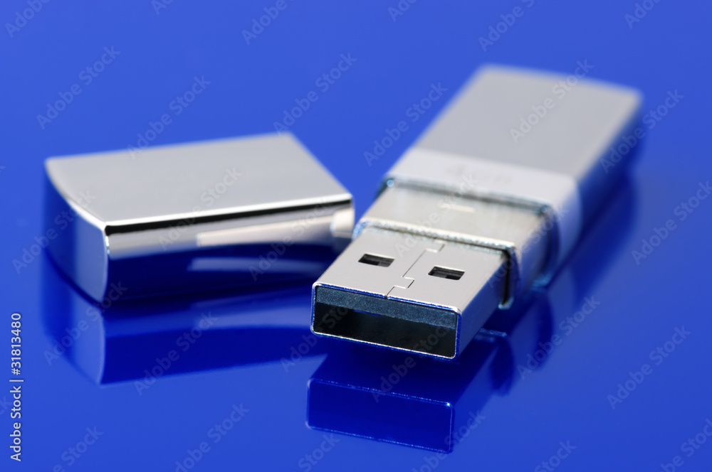 USB flash drive