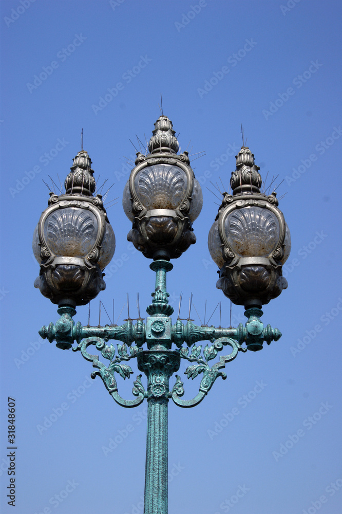 lampadaire parisien