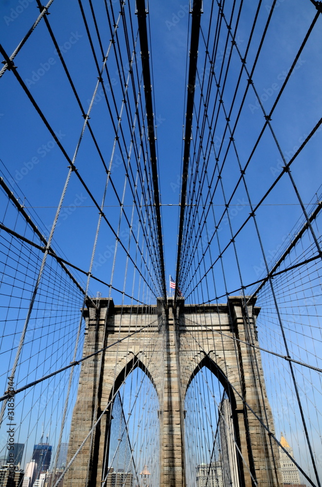 Obraz premium Brooklyn Bridge Pier i kable