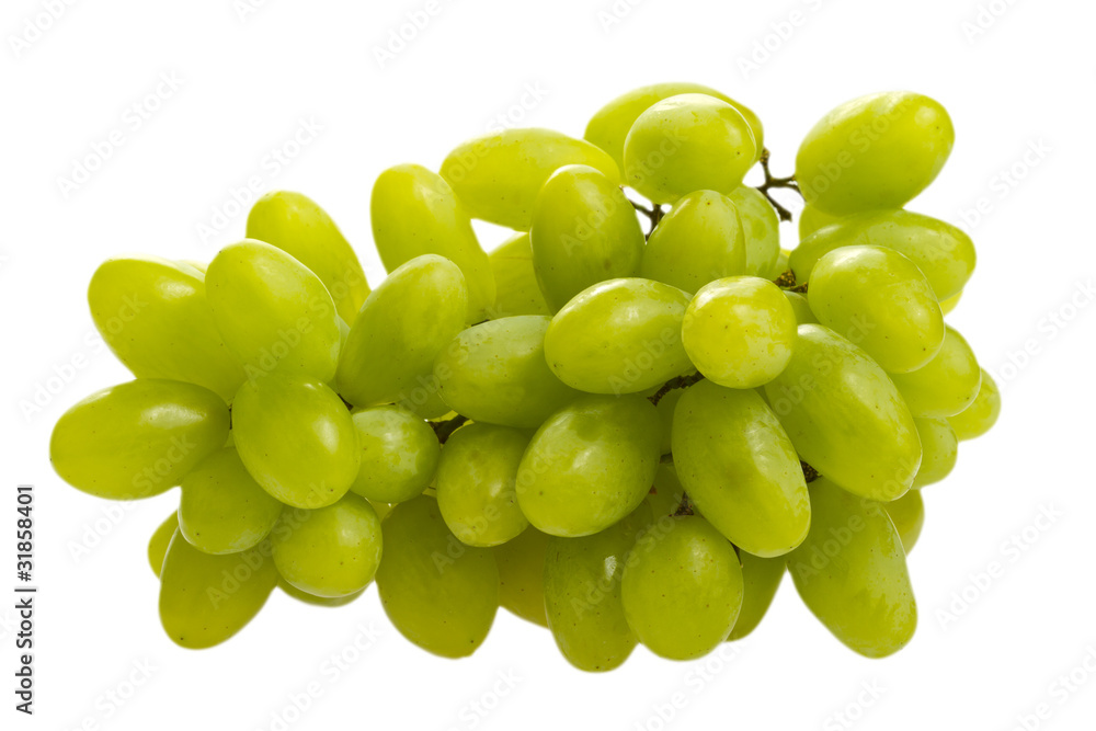 green grapes isolated