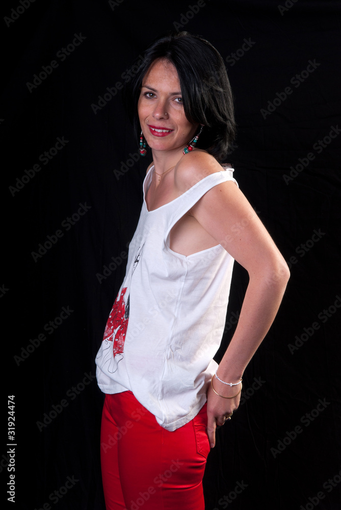 jolie jeune femme brune jolie jeune femme brune