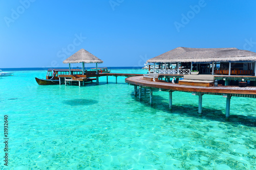Maldive water villa - bungalows © totophotos