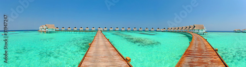 Maldive water villa - bungalows Panorama © totophotos