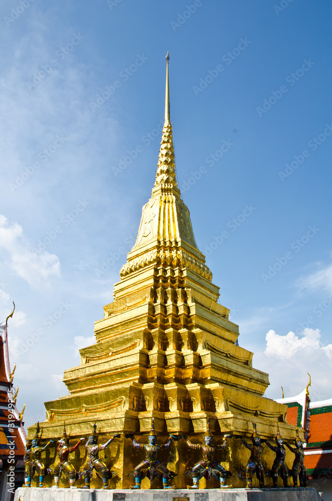 Fototapeta premium Wat Phra Kaew, Bangkok , Thailand.