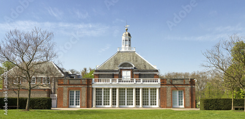 Obraz na płótnie Serpentine Gallery w salonie