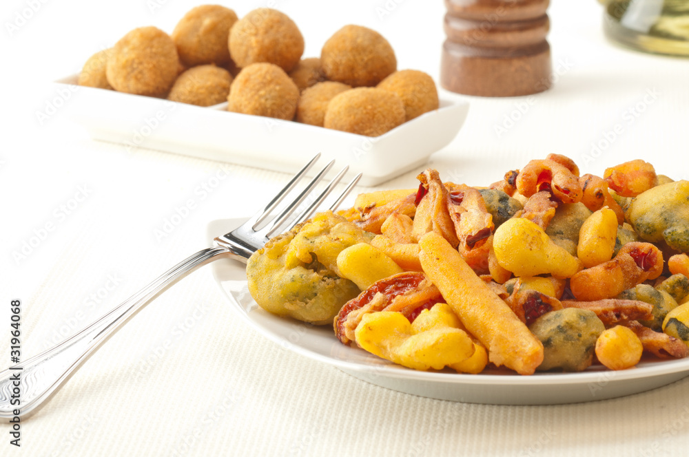 Verdure pastellate e mozzarelline impanate Verdure pastellate e mozzarelline impanate