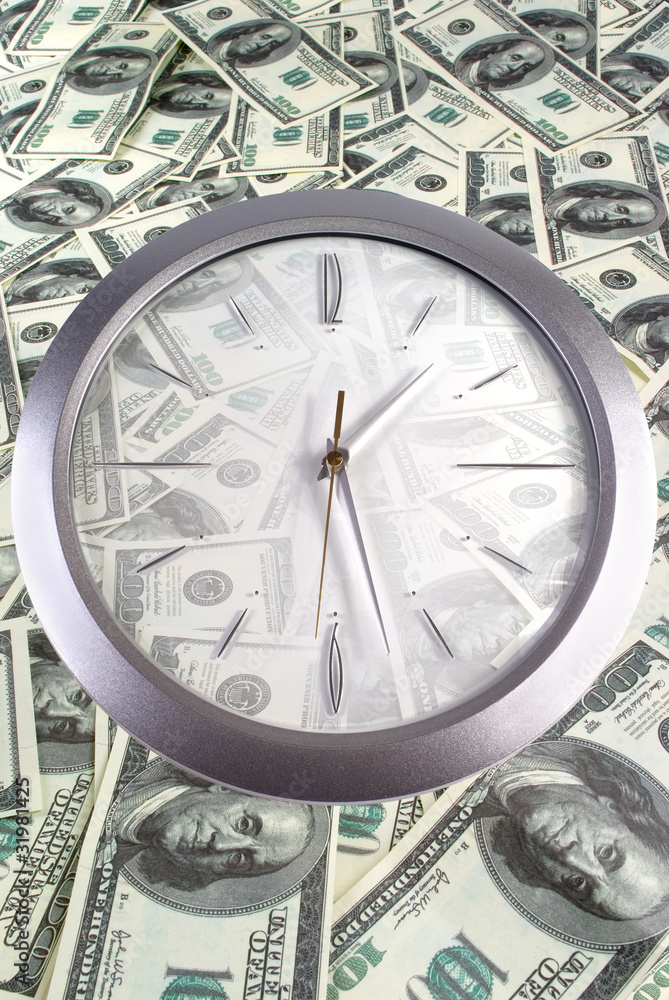 Clock on the 100 dollar banknotes Clock on the 100 dollar banknotes