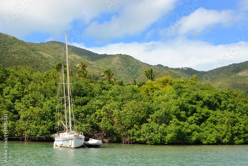 Cuadro en lienzo Sailboat at Nanny Cay, British Virgin Islands in the Caribbean
