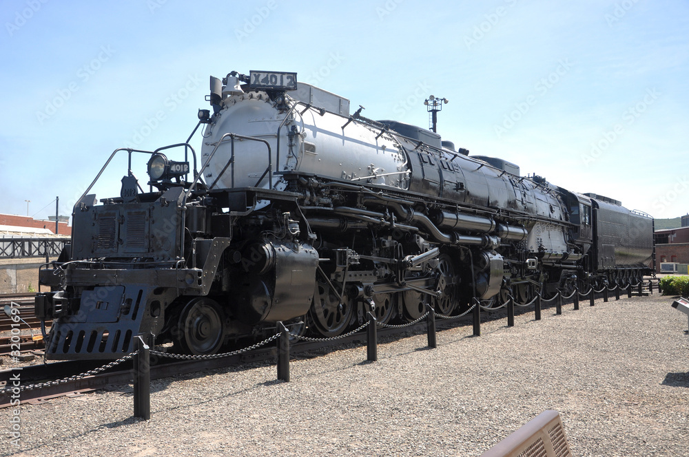 Obraz premium Lokomotywa parowa Union Pacific 4012 w Pensylwanii, USA