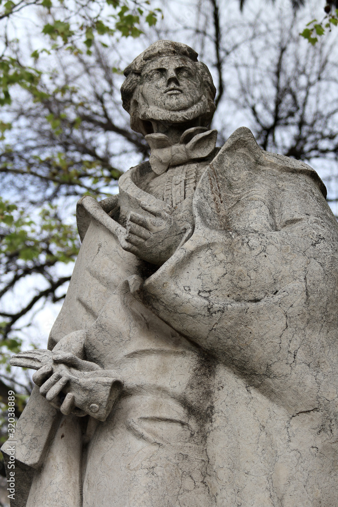 Statue of Almeida Carrett in Lisbon