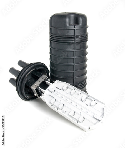 Coupling for connecting optical communication cables.