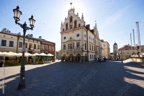 Marketplace in Rzeszow, Poland © CCat82