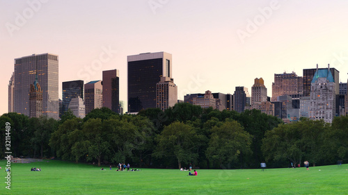 New York City Central Park at dusk panorama © rabbit75_fot