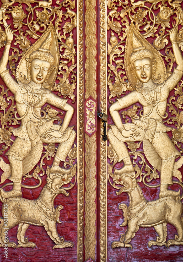 Obraz premium The Carving wood