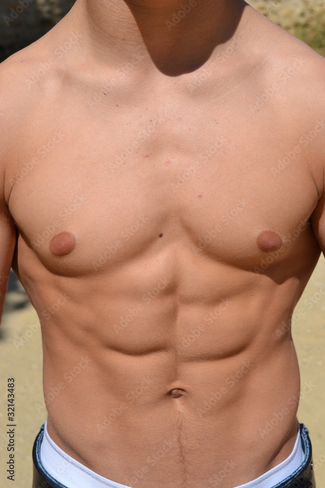 Fototapeta premium jeune gymnaste très musclé