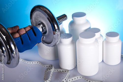 dumbell and diet supplements