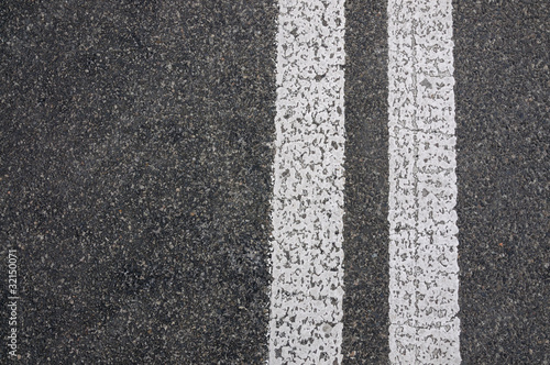 asphalt and the lines © badahos