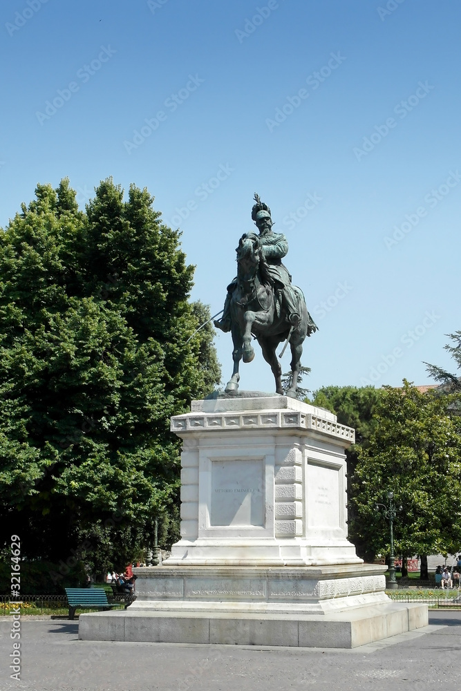 Statue of Victor Emmanuel II in Piazza Bra, Verona, Italy Statue of Victor Emmanuel II in Piazza Bra, Verona, Italy