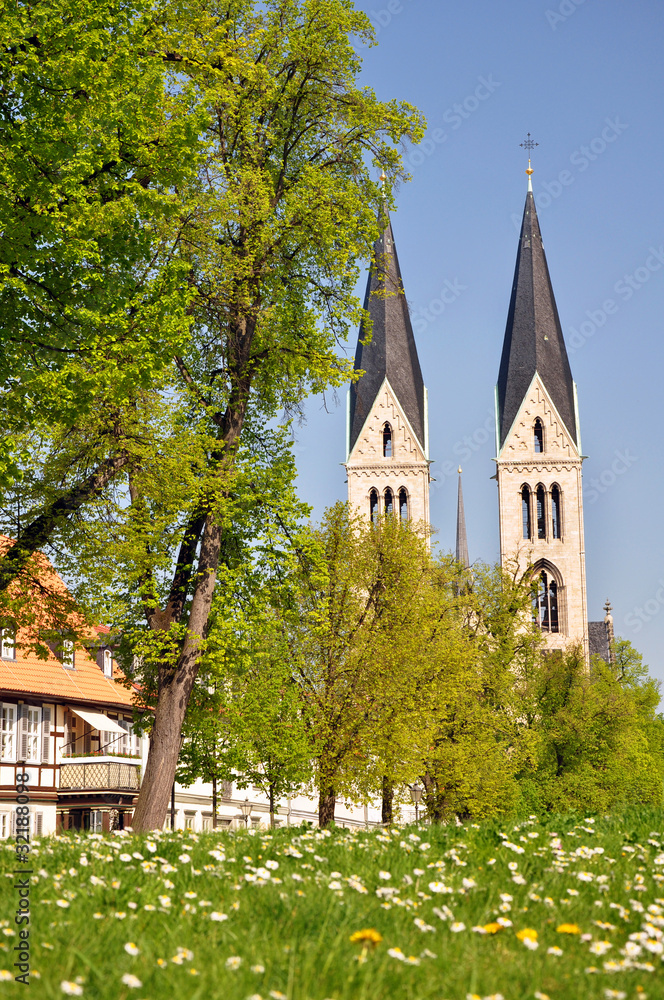 Naklejka premium Halberstädter Dom St. Stephanus und St. Sixtus
