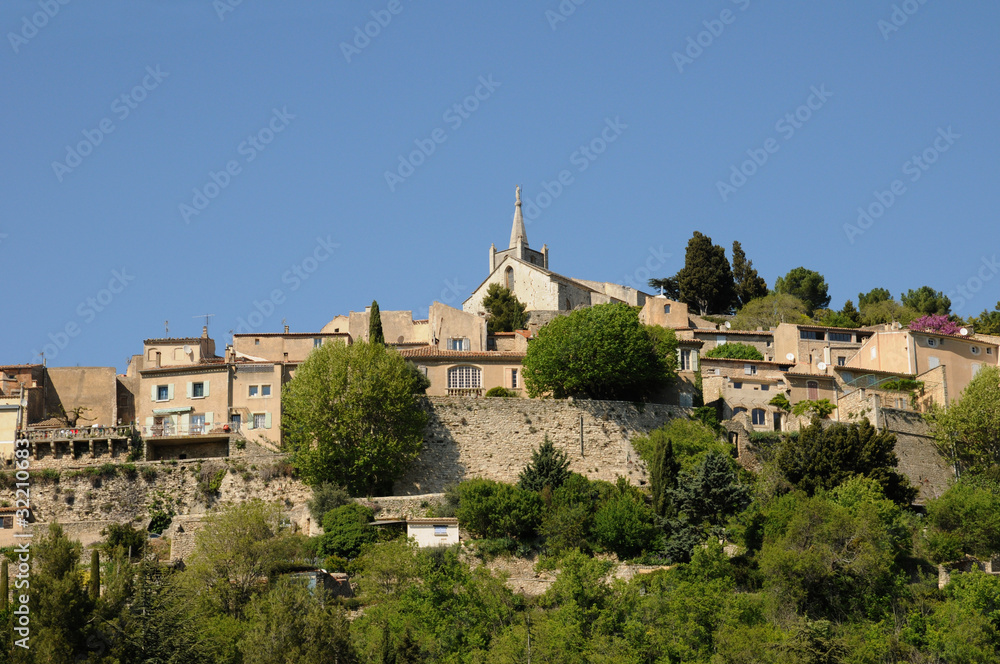 France, le village de Bonnieux en Provence