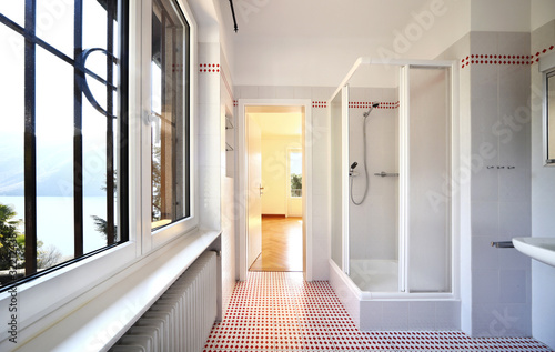 refitted lovely apartment  internal nice bathroom