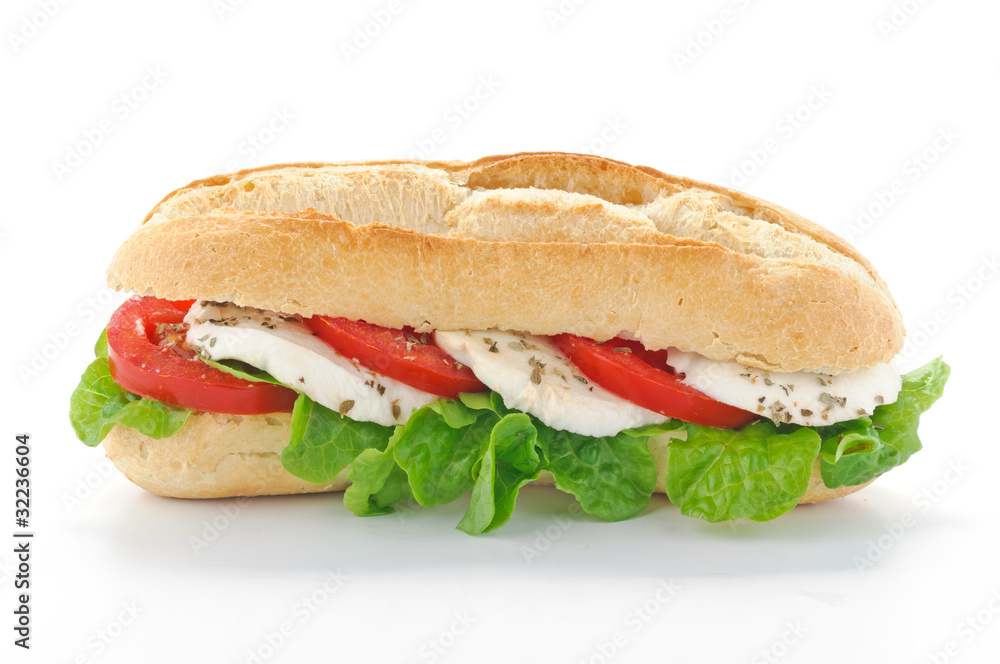 Sandwich con mozzarella, pomodoro, e insalata Sandwich con mozzarella, pomodoro, e insalata