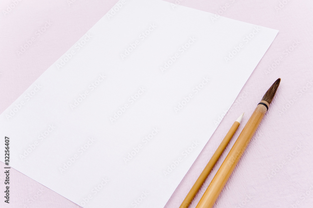 書道の筆と半紙 書道の筆と半紙