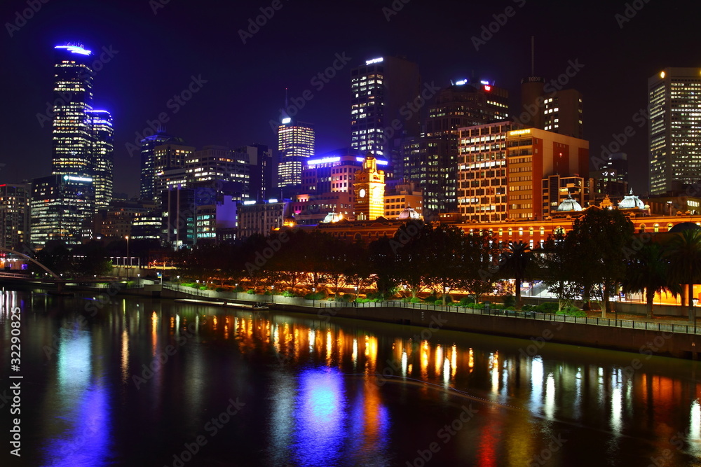 Fototapeta premium Melbourne City Lights over the Yarra River, Night, Australia