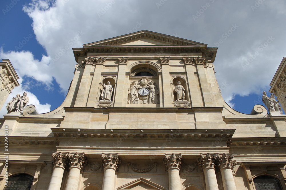 Horloge de La Sorbonne à Paris