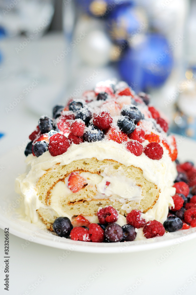 Homemade White Chocolate Yule log Homemade White Chocolate Yule log