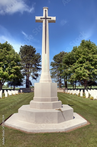 HDR du cimetière britannique de Ryes-Bazenville