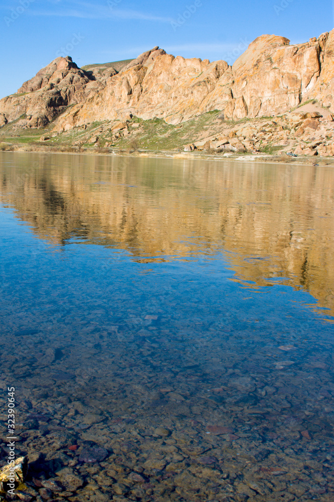 Naklejka premium landscape river and mountain