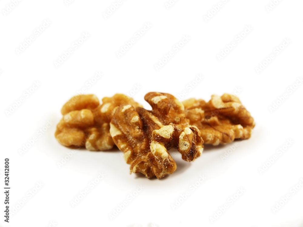 Walnuts towards white Walnuts towards white