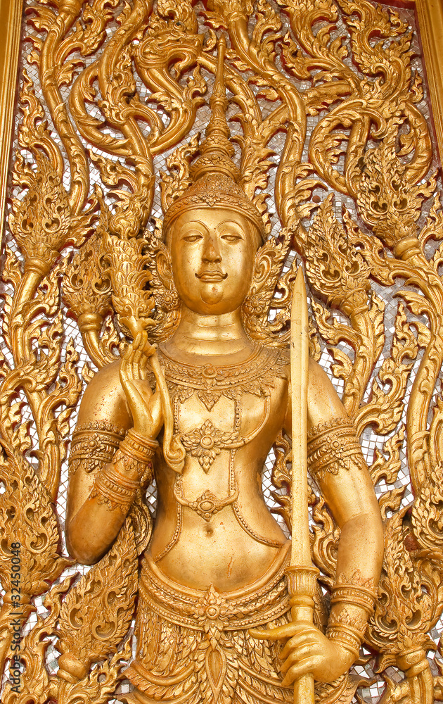 The art of carving vow church door, the Thai Temple.