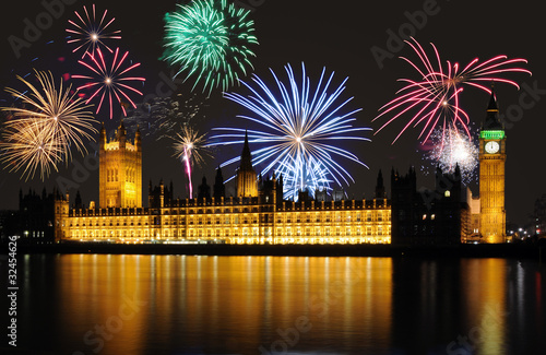 Fireworks over Big Ben / Parliament at midnight © Becky Stares