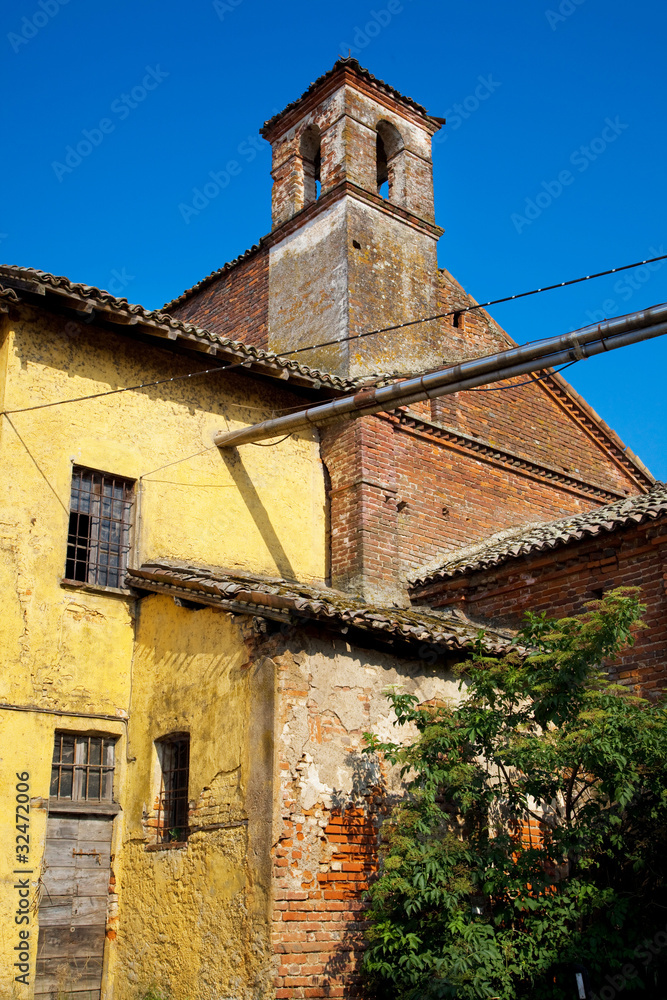 Fototapeta premium antica cascina abbandonata
