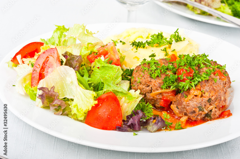 Meatballs in tomato sauce Meatballs in tomato sauce