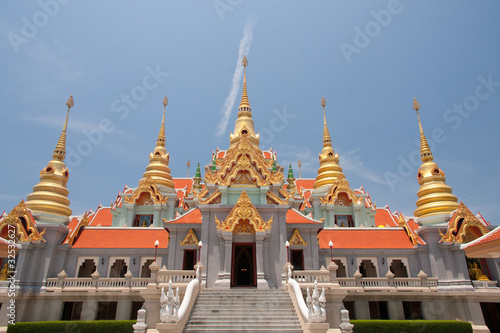 Temple and pagoda, Thailand © dmnapat