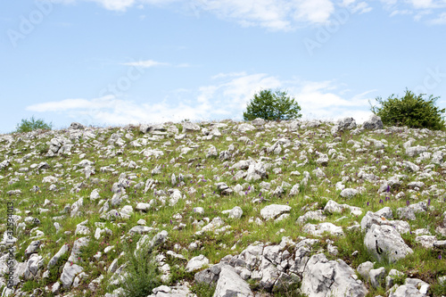Fotografie Countryside: a stony hilltop, Vallo di Diano,  Sassano, Italy