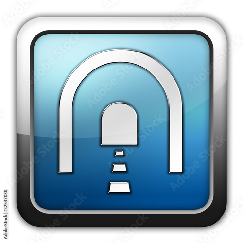 Glossy Square Icon "Tunnel"