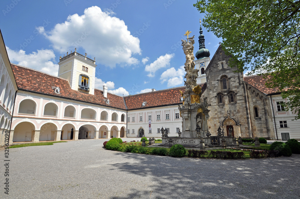 stift heiligenkreuz